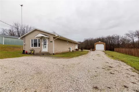 502 Trump Ave NE, East Canton, OH 44730