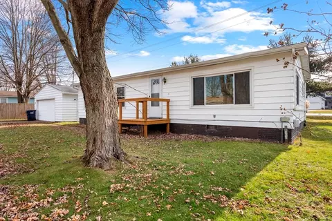 435 Morgan Ct, Lagrange, OH 44050