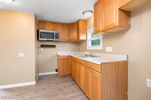435 Morgan Ct, Lagrange, OH 44050 photo 9