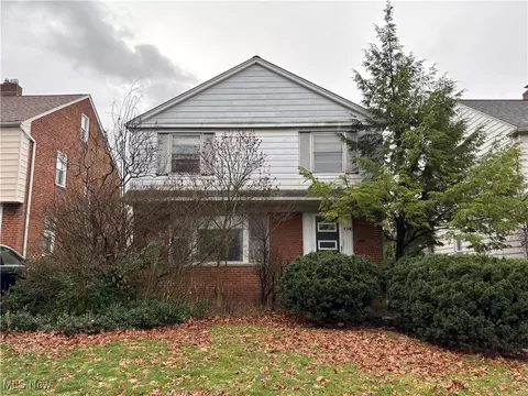 4308 Silsby Rd, University Heights, OH 44118