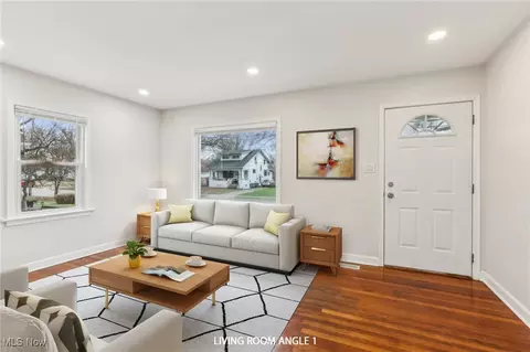Living - 669 Evans Ave, Akron, OH 44310 photo 1 of 3