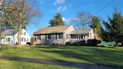 6599 Solon Blvd, Solon, OH 44139