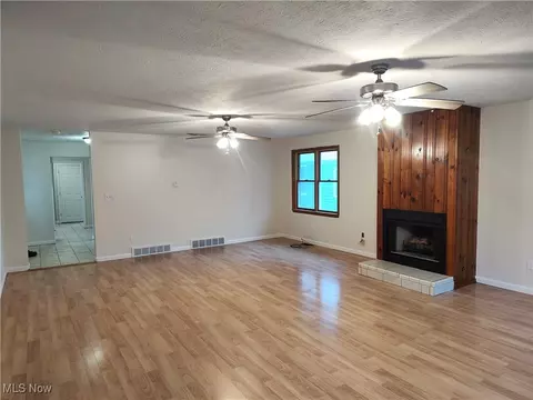 1121 Allen Ave, Ashtabula, OH 44004 photo 17
