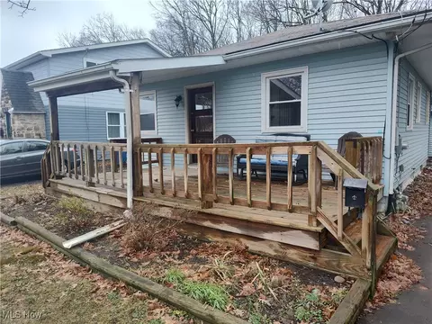 1121 Allen Ave, Ashtabula, OH 44004 photo 5