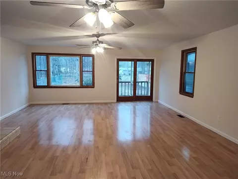 1121 Allen Ave, Ashtabula, OH 44004 photo 13