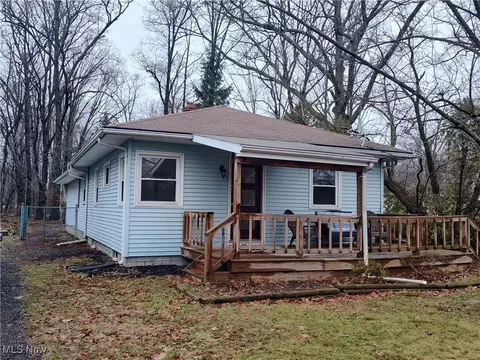 1121 Allen Ave, Ashtabula, OH 44004 photo 3