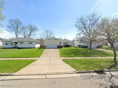 5975 Marra Dr, Bedford Heights, OH 44146