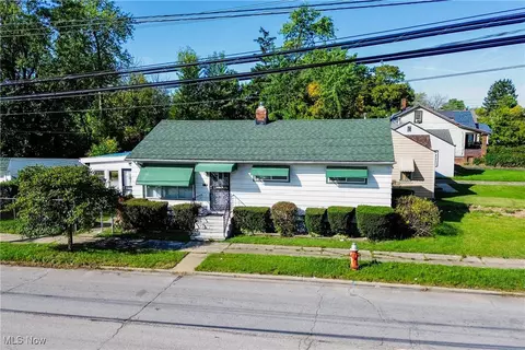 14510 Caine Ave, Cleveland, OH 44128