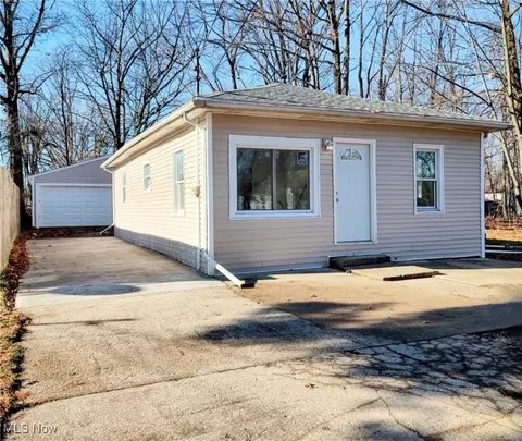 3442 Albany Ave, Lorain, OH 44055