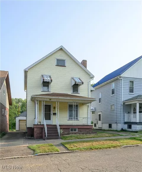 319 Spring St, Dennison, OH 44621