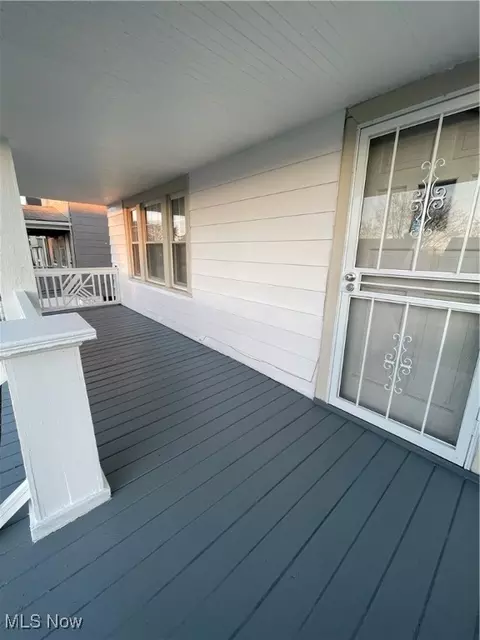 5175 Thomas, Maple Heights, OH 44137 photo 2