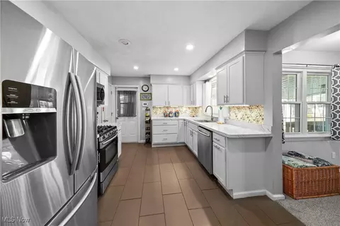 235 Eldridge Rd, Aurora, OH 44202 photo 12