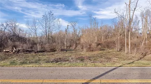 Pontius Road Nw, Mogadore, OH 44260