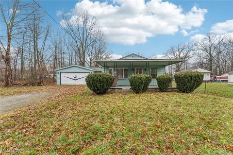 3748 Albany Ave, Lorain, OH 44055