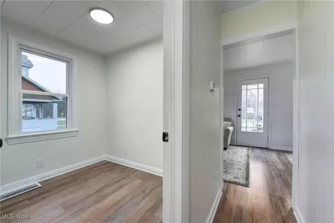 Entry Way - 41834 Adelbert St, Elyria, OH 44035 photo 4 of 4