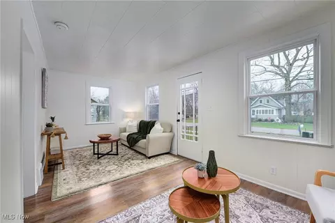 Living - 41834 Adelbert St, Elyria, OH 44035 photo 2 of 5