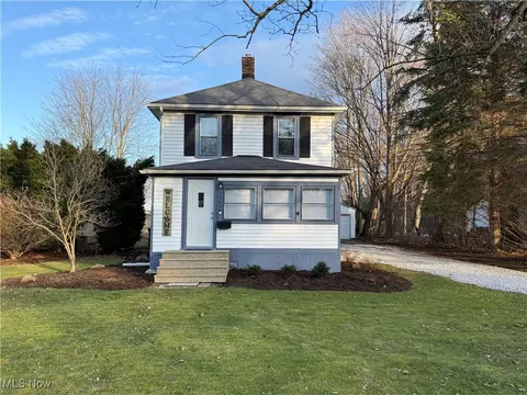 7569 Fairview Ave, Mentor, OH 44060
