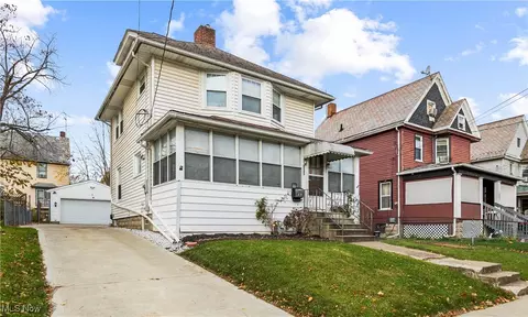 1211 East Ave, Elyria, OH 44035 photo 3
