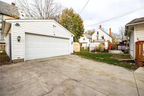 1211 East Ave, Elyria, OH 44035 photo 33