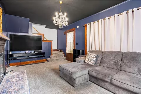 1211 East Ave, Elyria, OH 44035 photo 4