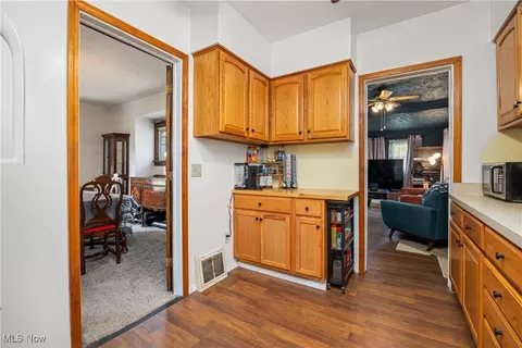 1211 East Ave, Elyria, OH 44035 photo 9
