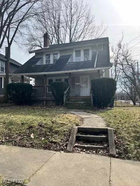 914 Bisson Ave, Akron, OH 44307 photo 1