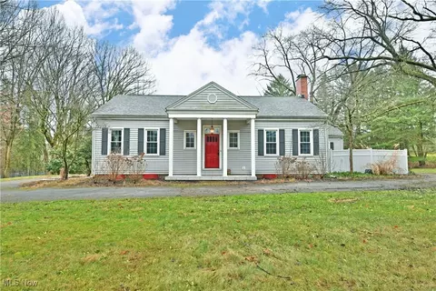 1107 Mansell Dr, Youngstown, OH 44505
