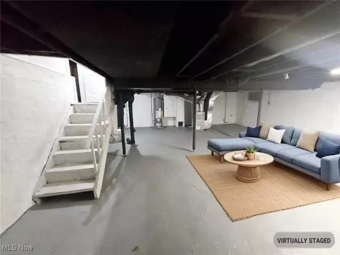 Living - 600 Dewitt St, Lorain, OH 44055 photo 3 of 3