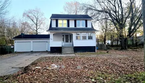 600 Dewitt St, Lorain, OH 44055