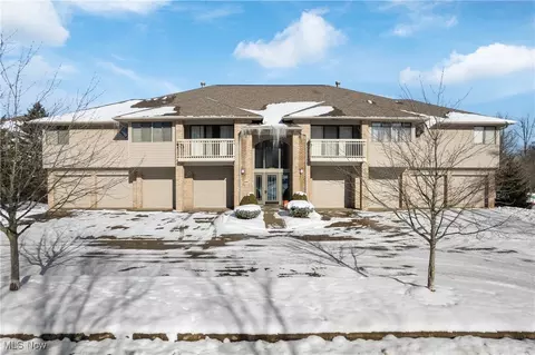 3800 Rosemont Blvd #109H, Fairlawn, OH 44333