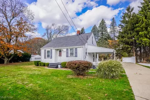 9009 Traphagen St NW, Massillon, OH 44646