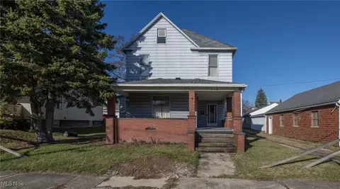 329 W Cambridge St, Alliance, OH 44601