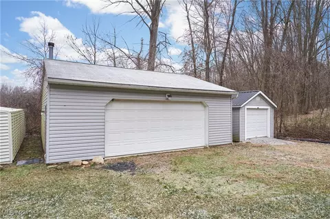 2558 Wright Rd, Akron, OH 44320 photo 19