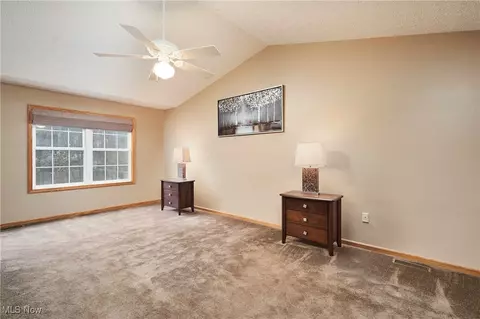 2558 Wright Rd, Akron, OH 44320 photo 10