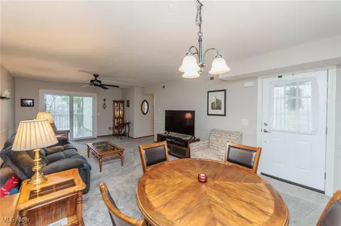 6131 Center St #103, Mentor, OH 44060 photo 23