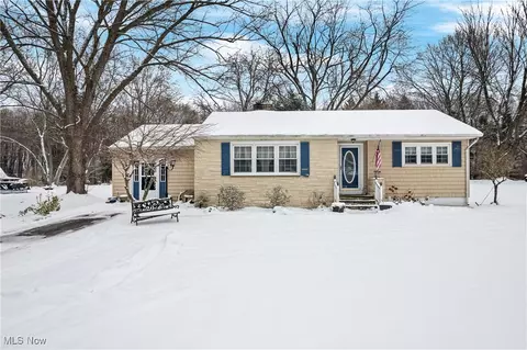 3589 Center Rd, Perry, OH 44081