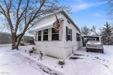 1565 Guenevere St, Streetsboro, OH 44241