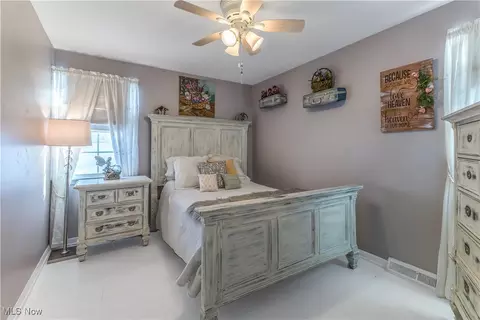 Bedroom - 361 Colgate Ave, Elyria, OH 44035 photo 2 of 6