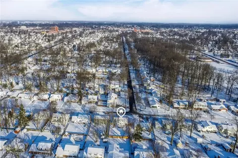 View/Area - 361 Colgate Ave, Elyria, OH 44035 photo 3 of 4