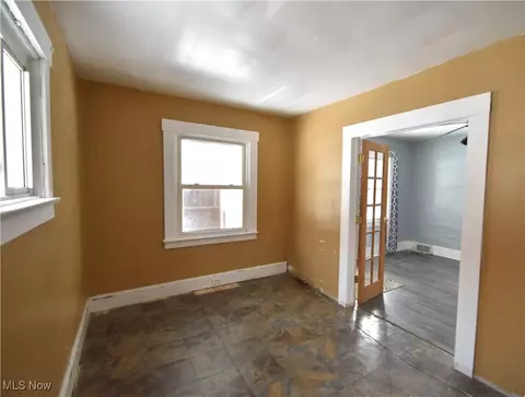 216 6th St, Campbell, OH 44405 photo 6