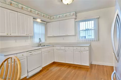 181 Omar St, Struthers, OH 44471 photo 7