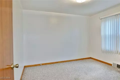 181 Omar St, Struthers, OH 44471 photo 13