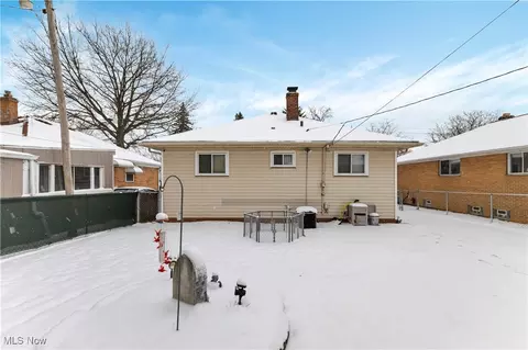5572 E 141st St, Maple Heights, OH 44137 photo 25
