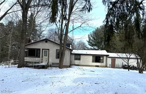 20 Richards Ave, Columbiana, OH 44408