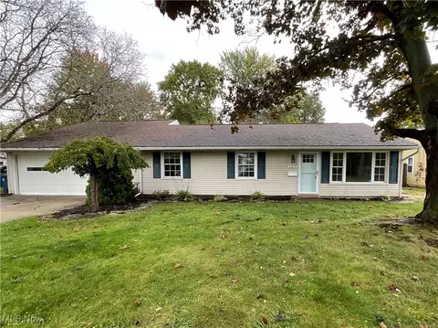 1273 Cherokee Trl, Willoughby, OH 44094