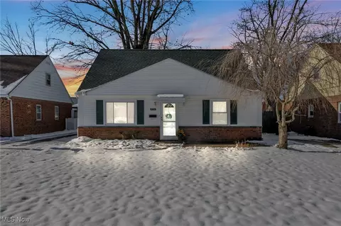 4596 W 158th St, Cleveland, OH 44135