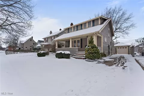 830 Osborn Ave, Lorain, OH 44052