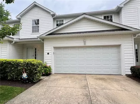 93 Grand Harbor Dr, Grand River, OH 44045