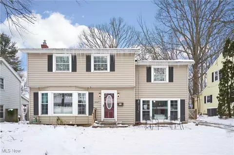 1847 Stabler Rd, Akron, OH 44313
