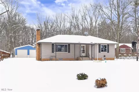 26649 Cook Rd, Olmsted Falls, OH 44138